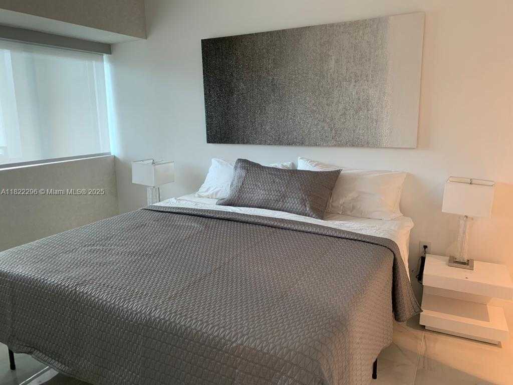 Small Image of 650 NORTH EAST 32 ST #705, Miami Number 10