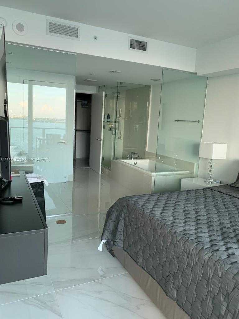 Small Image of 650 NORTH EAST 32 ST #705, Miami Number 12