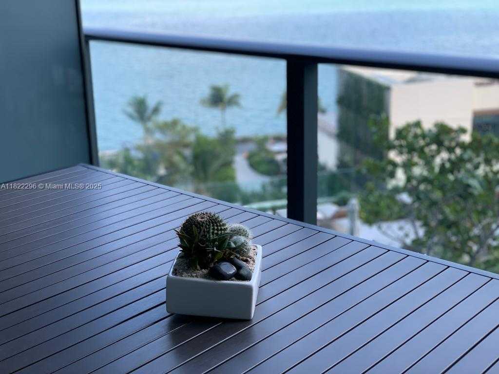 Small Image of 650 NORTH EAST 32 ST #705, Miami Number 2