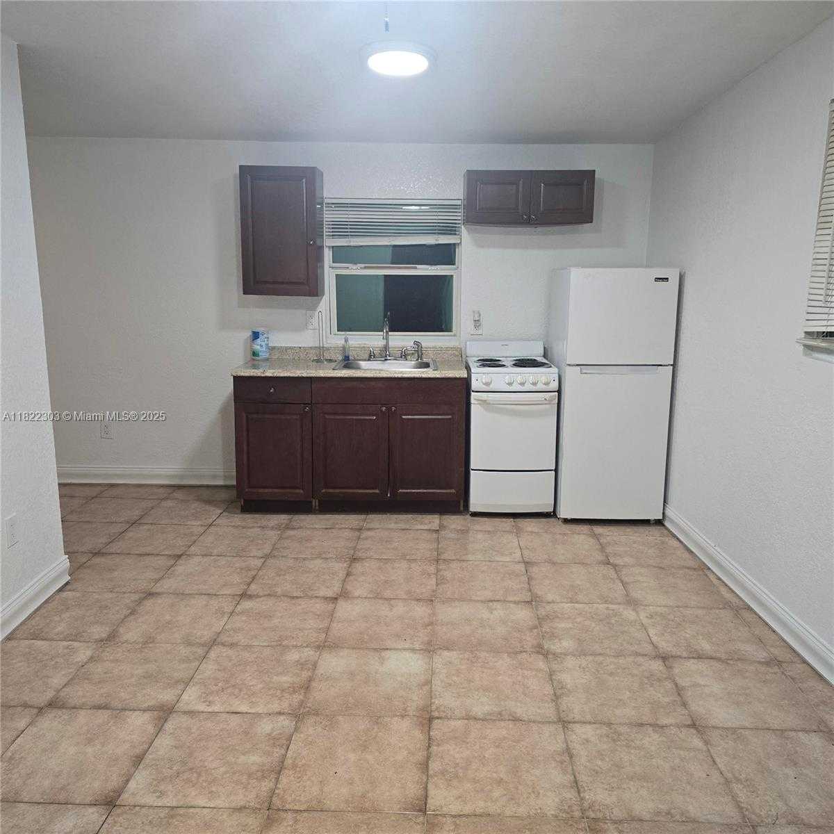 Small Image of 5214 WILEY ST #Rear, Hollywood Number 3