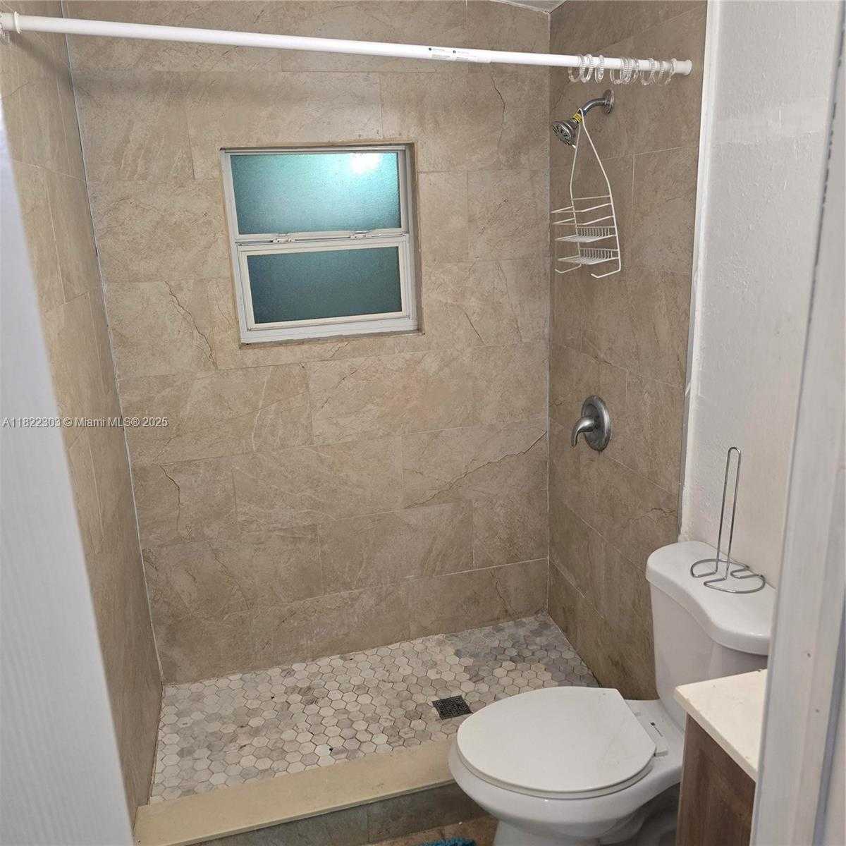 Small Image of 5214 WILEY ST #Rear, Hollywood Number 9