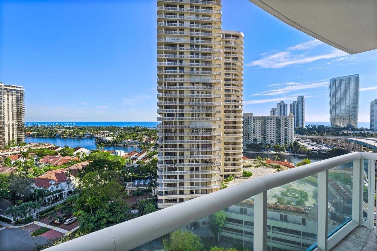 Small Image of 19400 TURNBERRY WAY #1221, Aventura Number 25