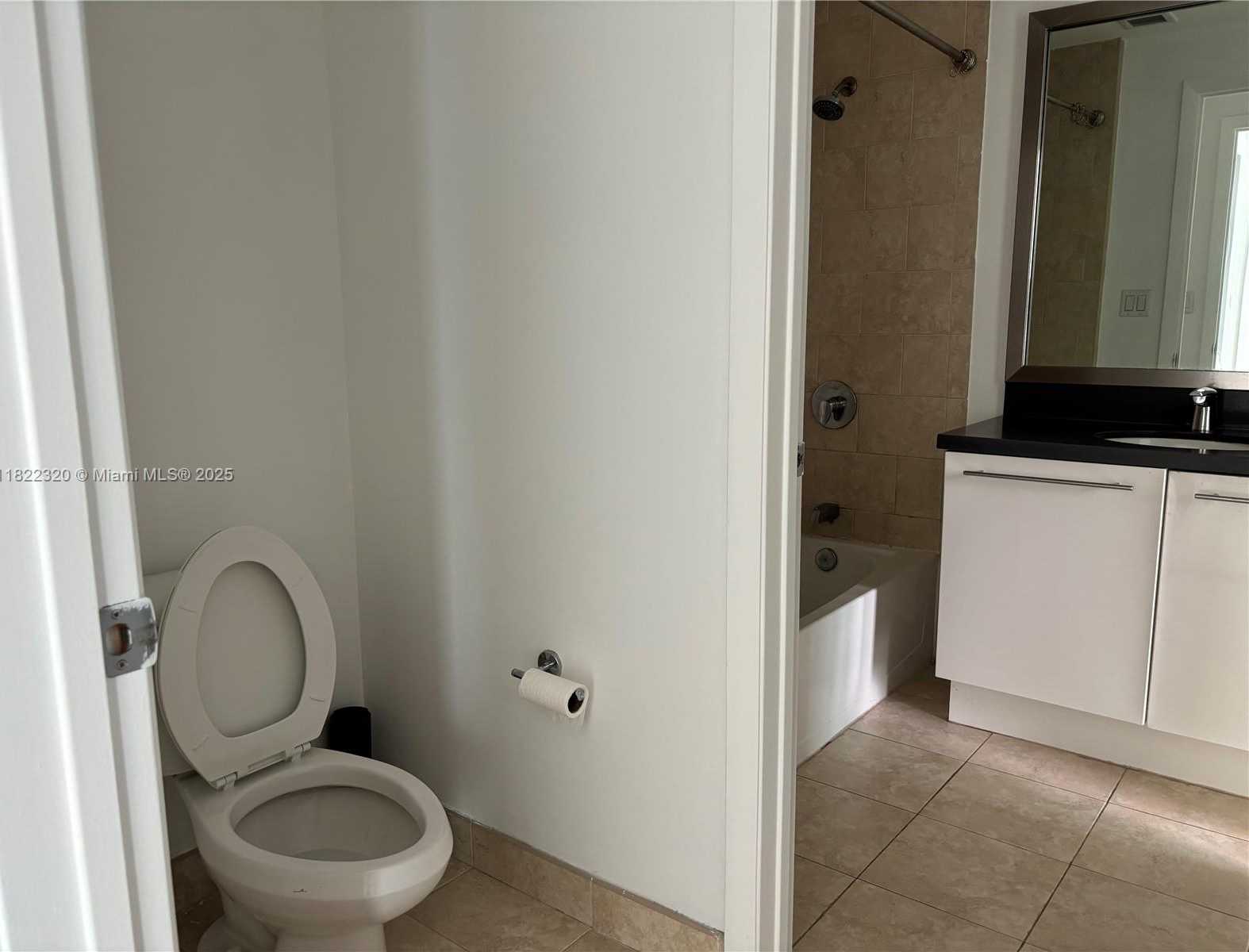 Small Image of 90 SOUTH WEST 3RD ST #4106, Miami Number 14