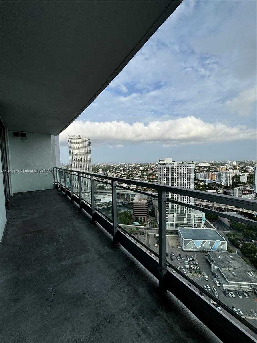 Small Image of 90 SOUTH WEST 3RD ST #4106, Miami Number 27