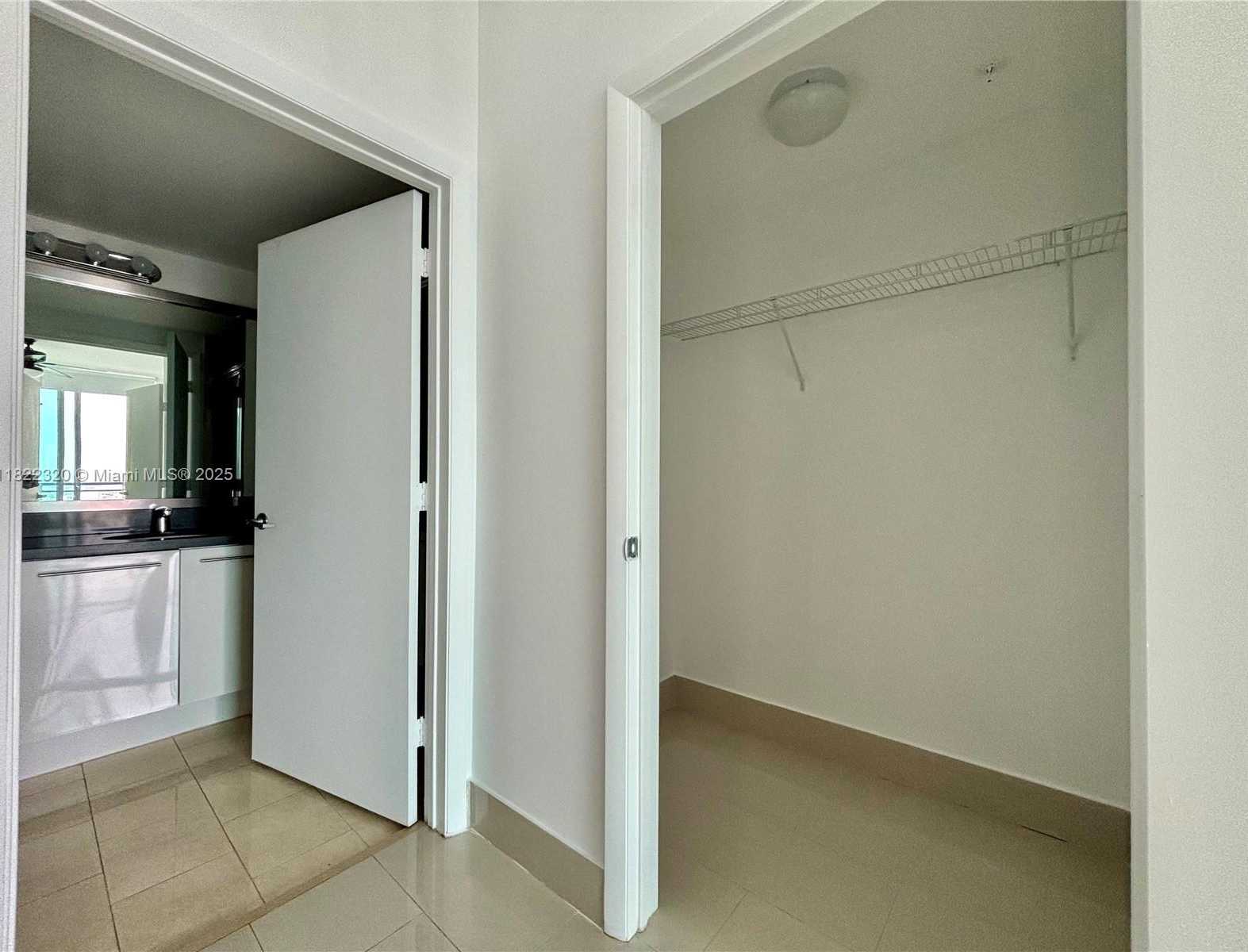 Small Image of 90 SOUTH WEST 3RD ST #4106, Miami Number 41