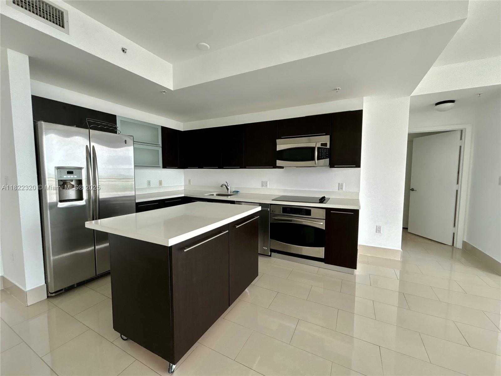 Small Image of 90 SOUTH WEST 3RD ST #4106, Miami Number 46