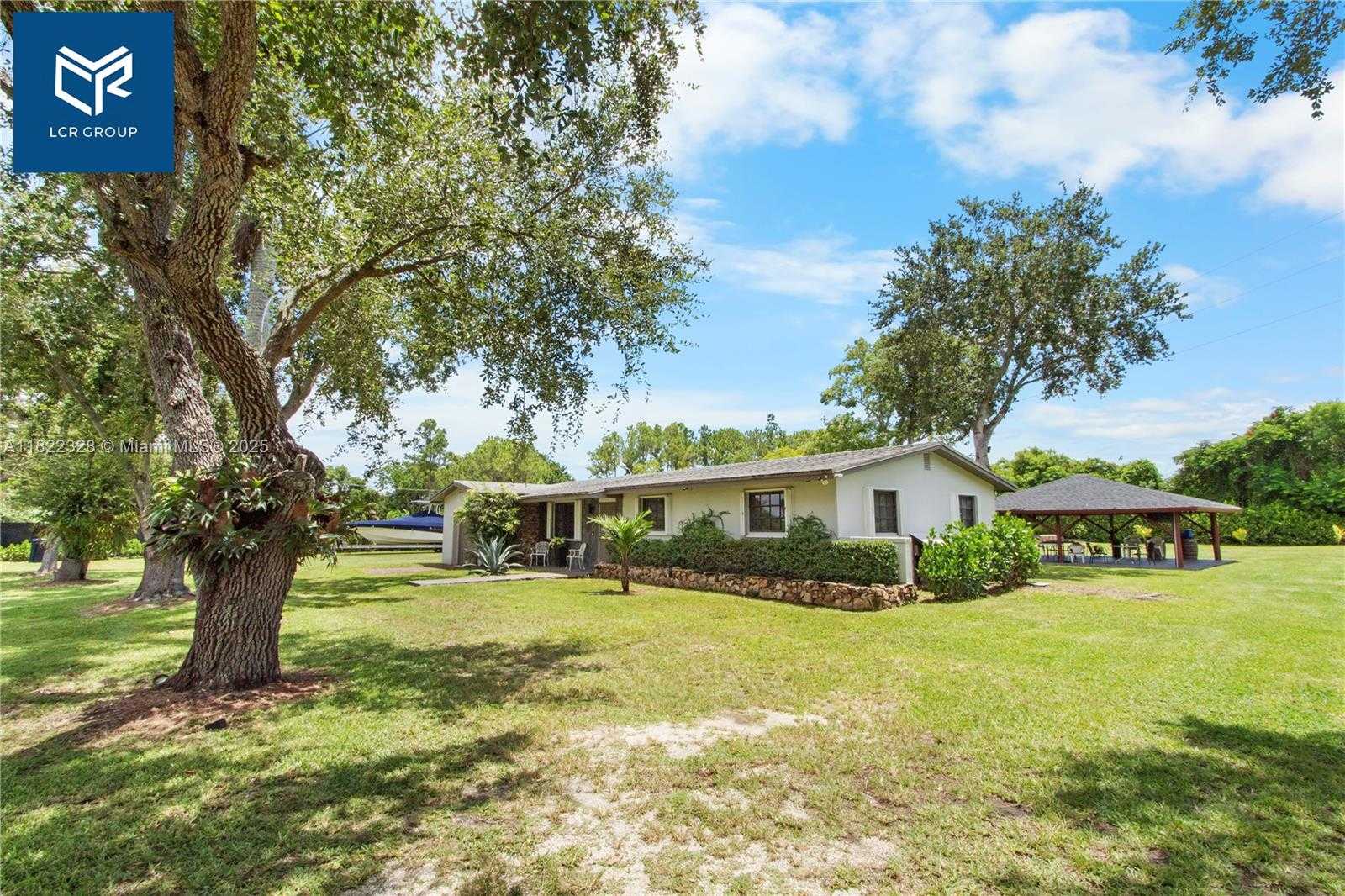Small Image of 23105 SOUTH WEST 122ND AVE, Miami Number 2