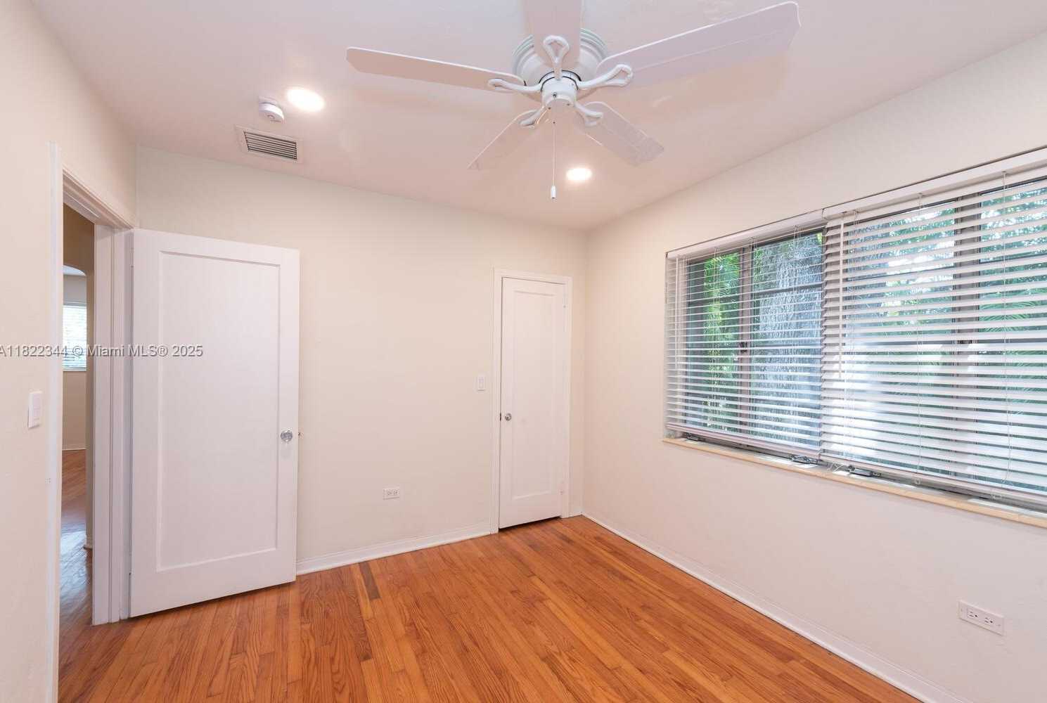 Small Image of 5726 SOUTH WEST 42ND ST, South Miami Number 19