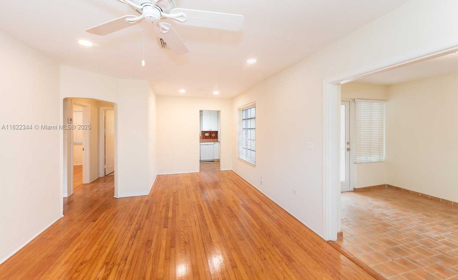 Small Image of 5726 SOUTH WEST 42ND ST, South Miami Number 5