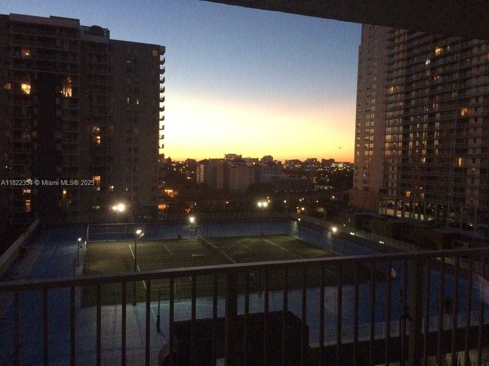 Small Image of 850 NORTH MIAMI AVE #W-1210, Miami Number 25