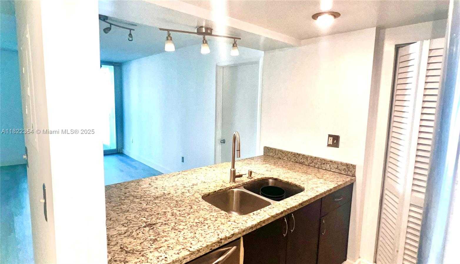 Small Image of 850 NORTH MIAMI AVE #W-1210, Miami Number 5