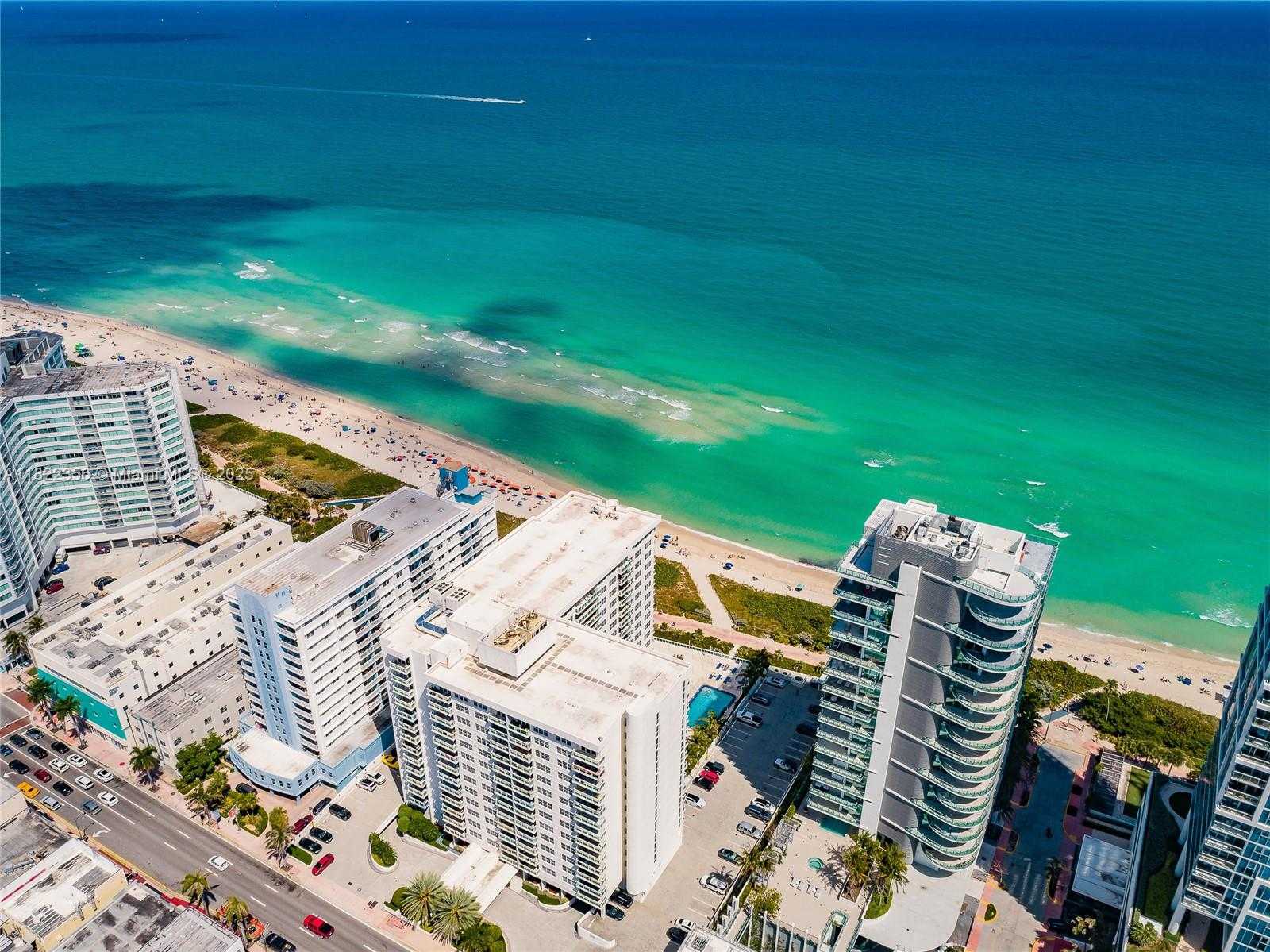 Small Image of 6917 COLLINS AVE #408, Miami Beach Number 36