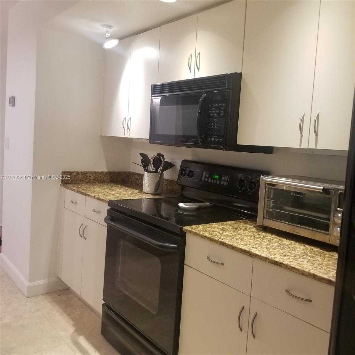 Small Image of 6917 COLLINS AVE #408, Miami Beach Number 6