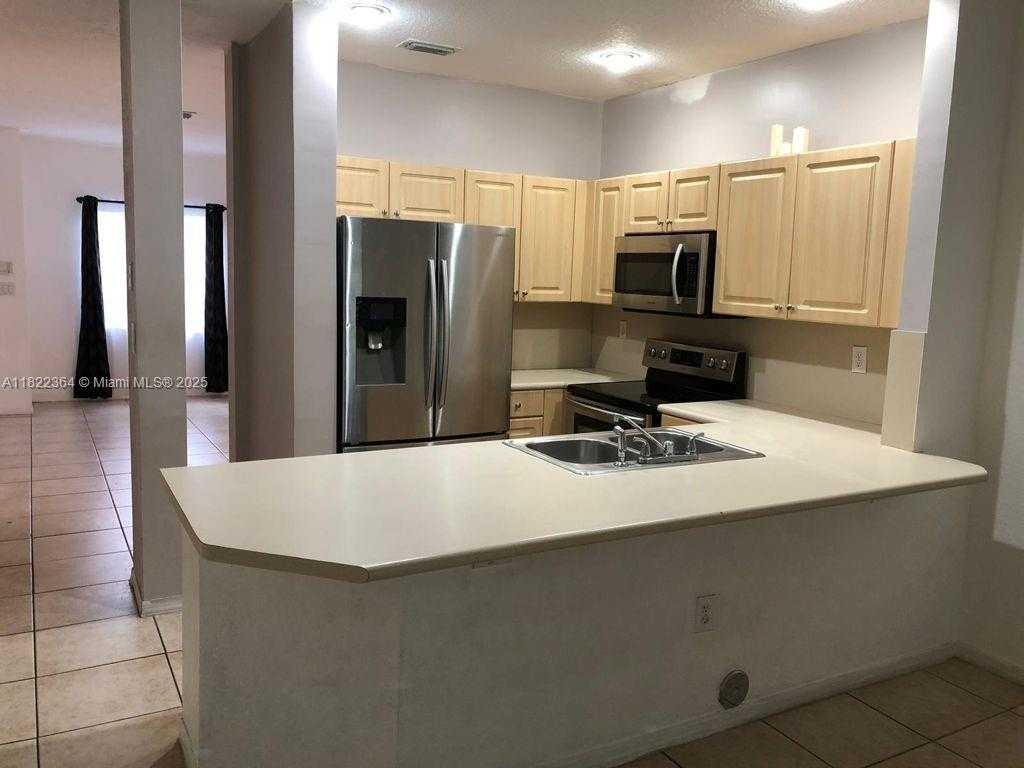 Small Image of 5779 NORTH WEST 116TH AVE #105, Doral Number 14