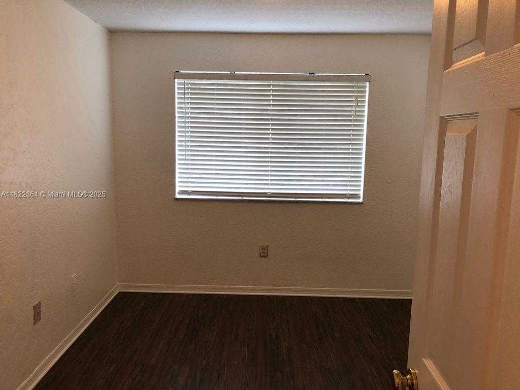 Small Image of 5779 NORTH WEST 116TH AVE #105, Doral Number 15