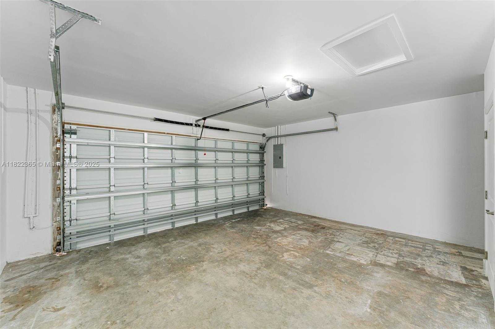 Small Image of 9940 SOUTH WEST 155TH AVE, Miami Number 20