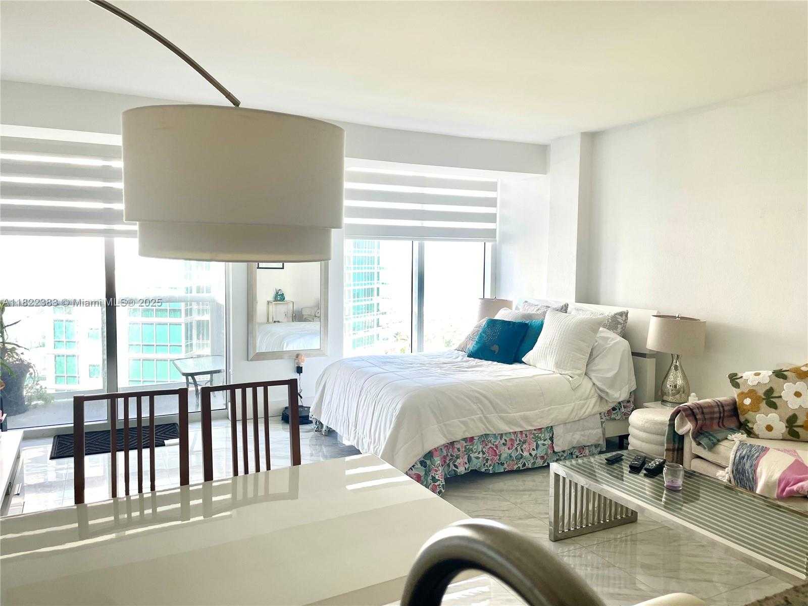 Small Image of 10275 COLLINS AVE #1004, Bal Harbour Number 2
