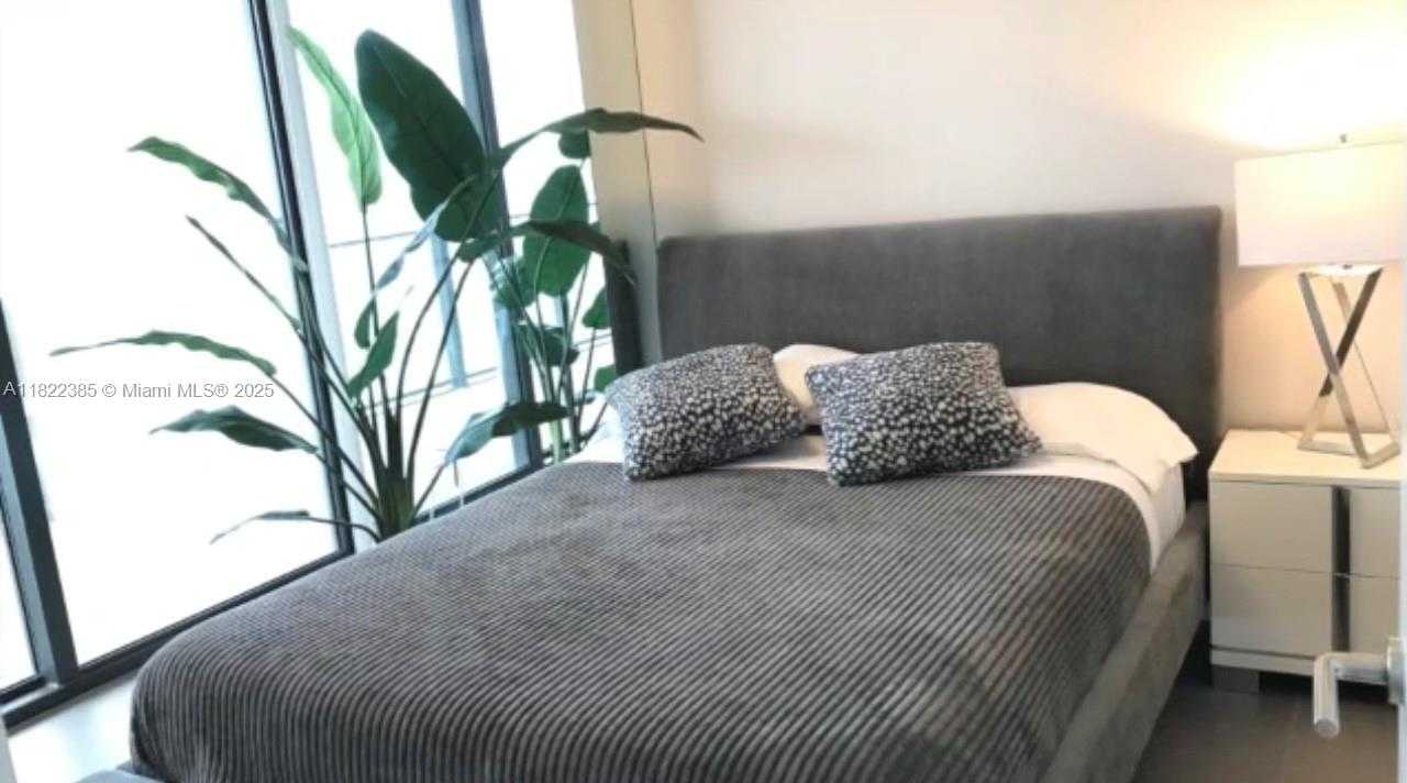 Small Image of 1600 NORTH EAST 1ST AVE #1708, Miami Number 6