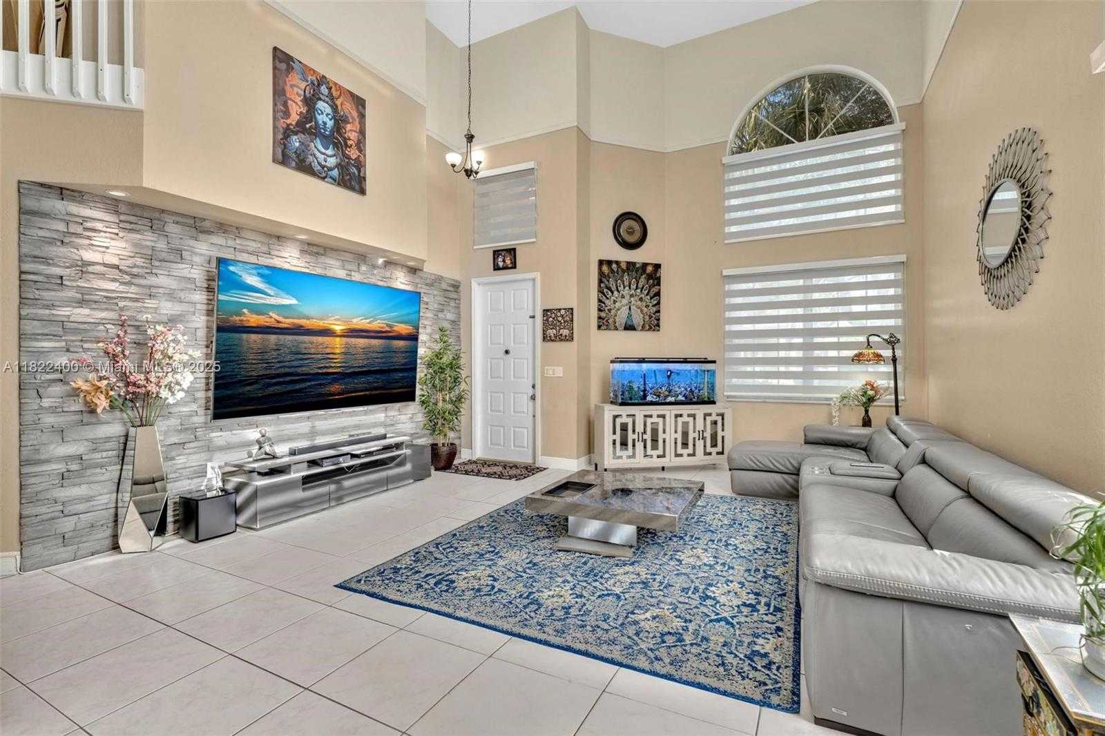 Small Image of 16408 SAPPHIRE PL, Weston Number 12