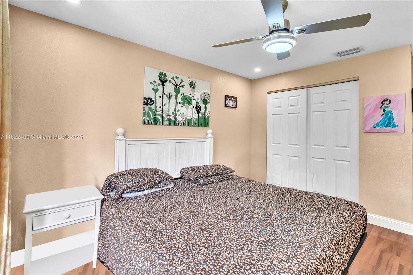 Small Image of 16408 SAPPHIRE PL, Weston Number 19
