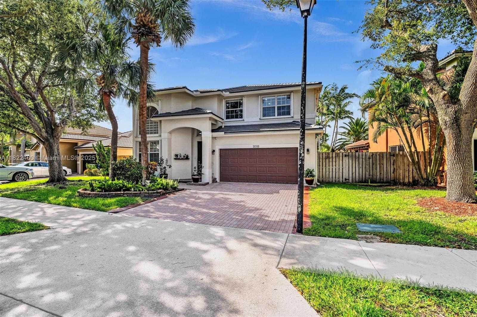 Small Image of 16408 SAPPHIRE PL, Weston Number 36