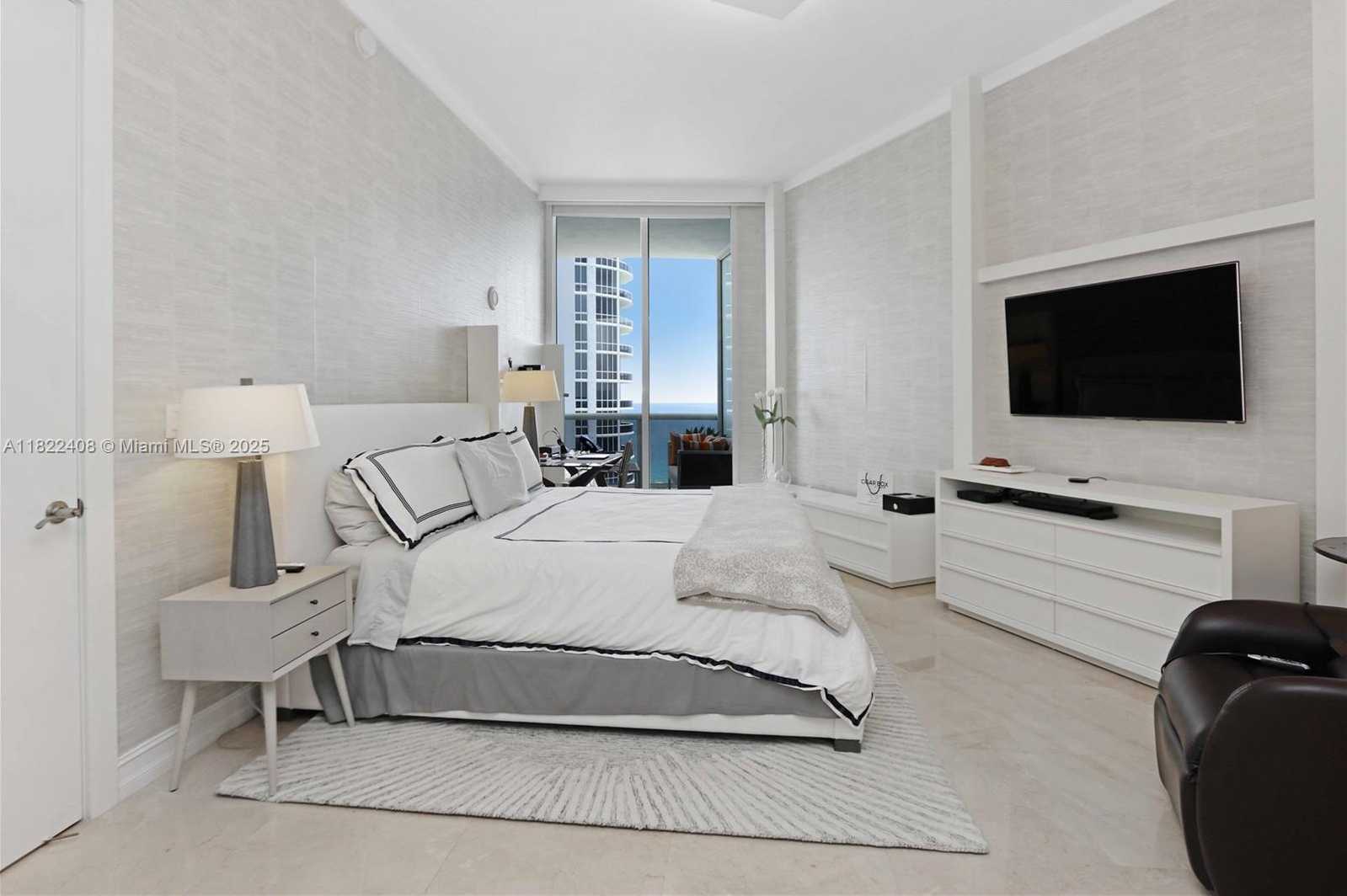 Small Image of 15901 COLLINS AVE #3103, Sunny Isles Beach Number 15
