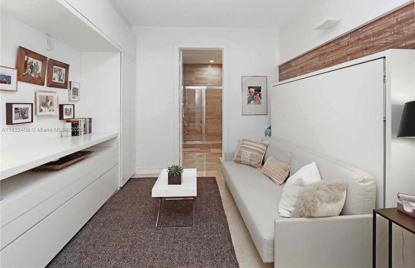 Small Image of 15901 COLLINS AVE #3103, Sunny Isles Beach Number 27