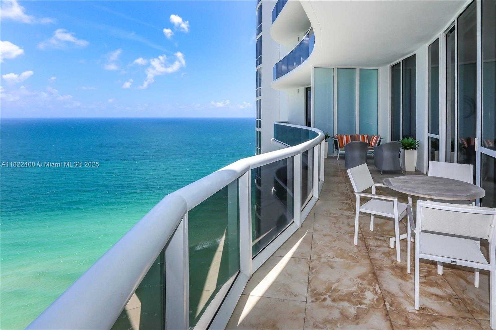 Small Image of 15901 COLLINS AVE #3103, Sunny Isles Beach Number 32