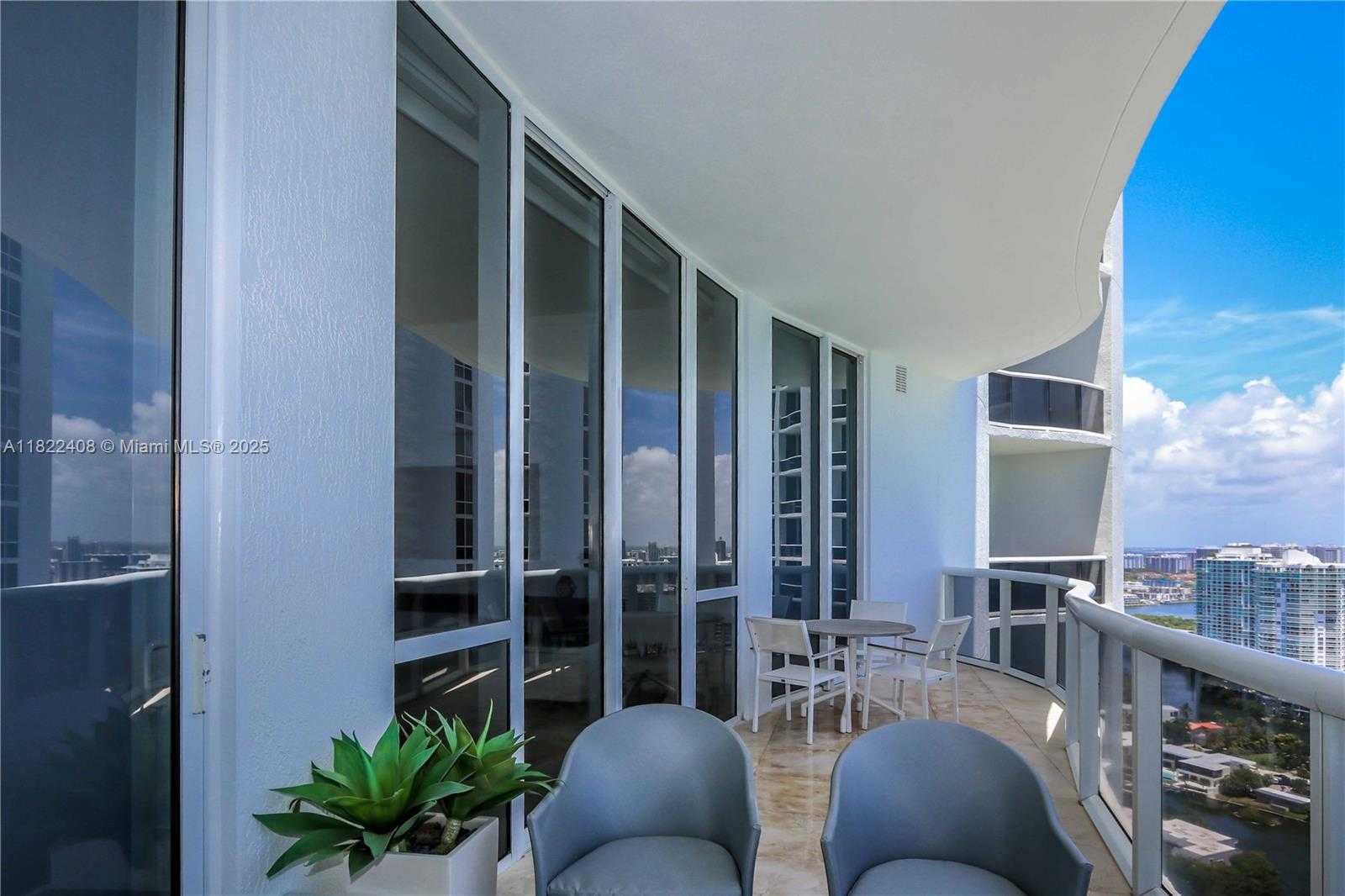 Small Image of 15901 COLLINS AVE #3103, Sunny Isles Beach Number 37