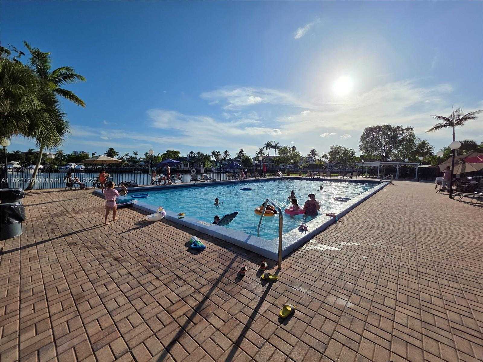 Small Image of 601 THREE ISLANDS BLVD #201, Hallandale Beach Number 11