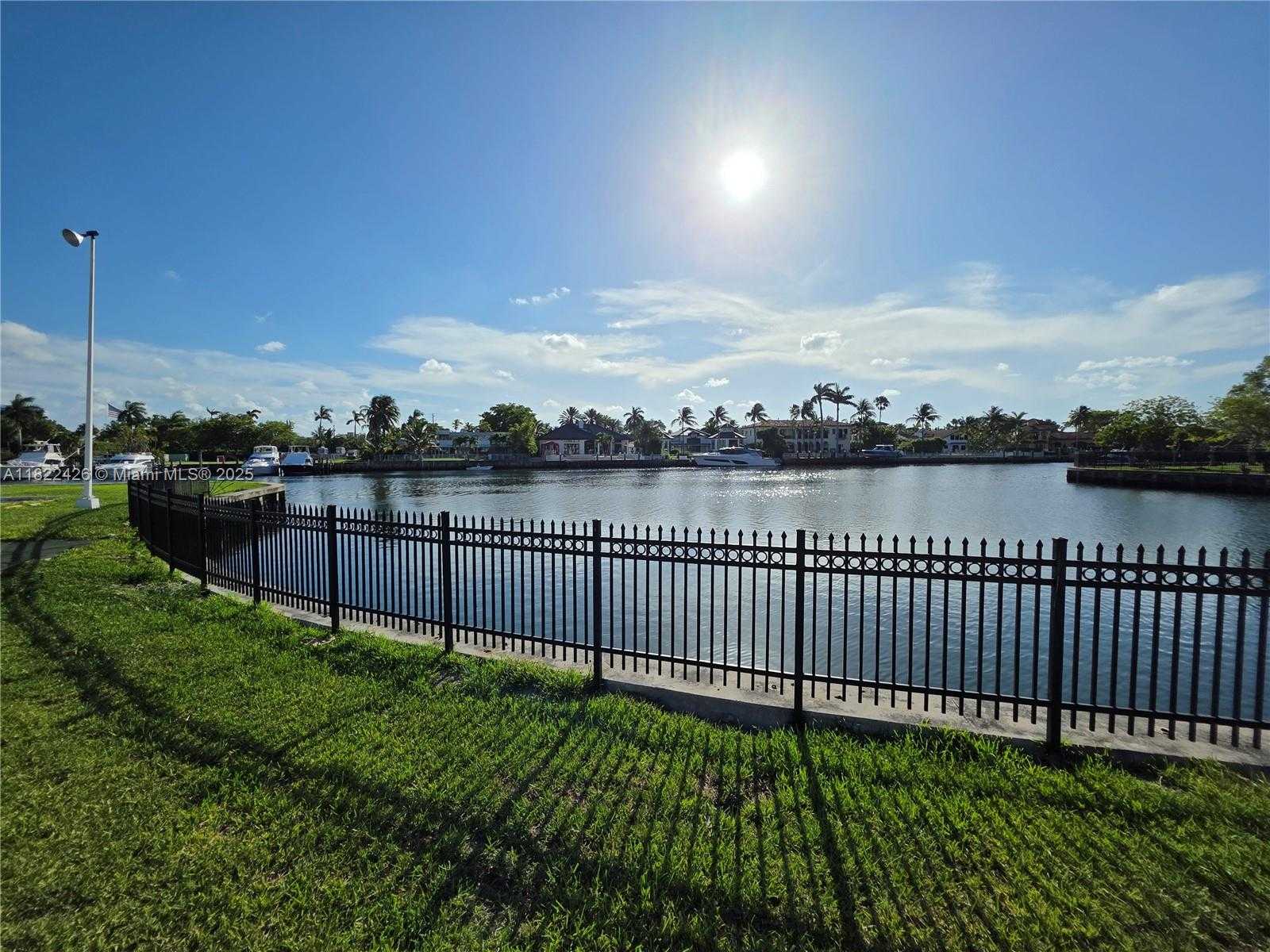 Small Image of 601 THREE ISLANDS BLVD #201, Hallandale Beach Number 12
