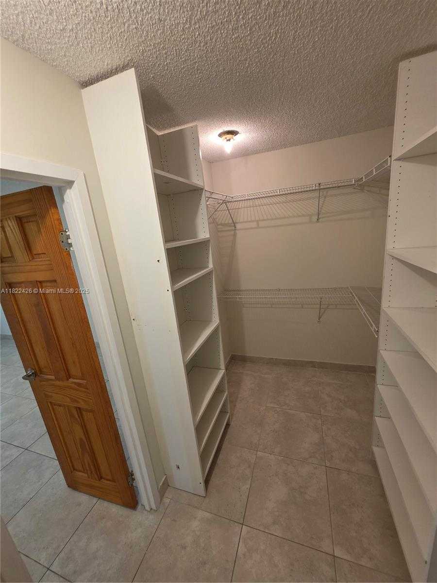 Small Image of 601 THREE ISLANDS BLVD #201, Hallandale Beach Number 17