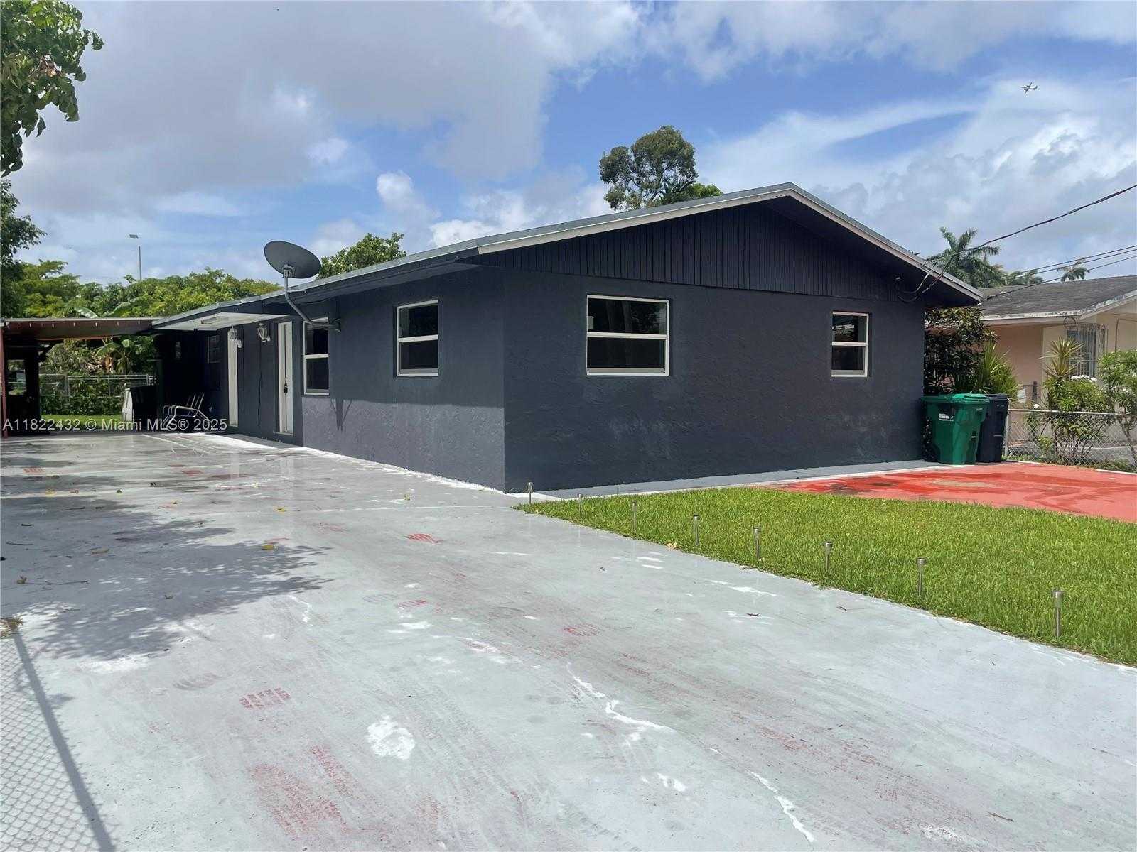 Small Image of 3338 NORTH WEST 34TH ST #3338, Miami Number 5