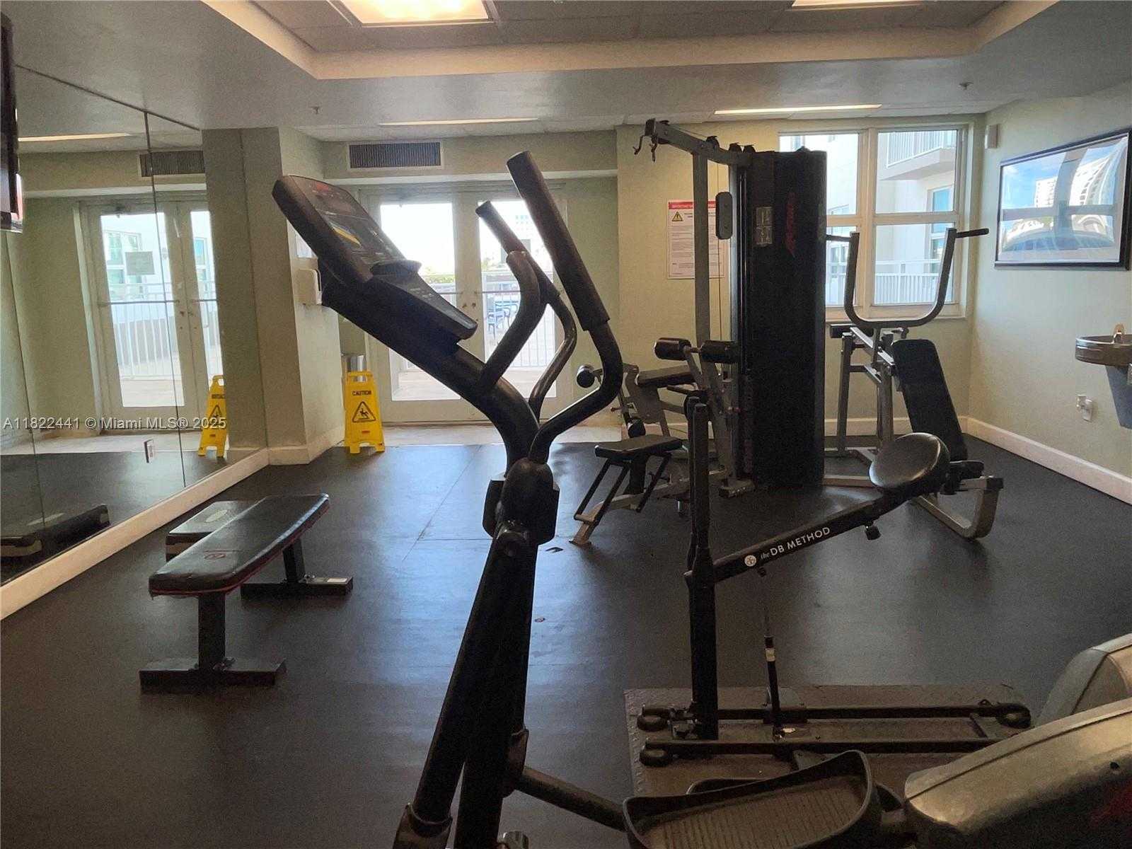 Small Image of 50 MENORES AVE #425, Coral Gables Number 16