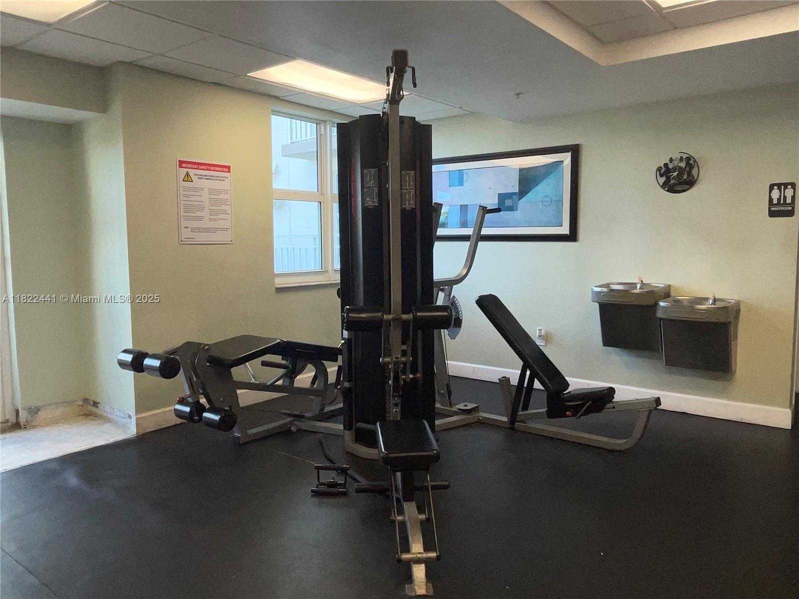 Small Image of 50 MENORES AVE #425, Coral Gables Number 18