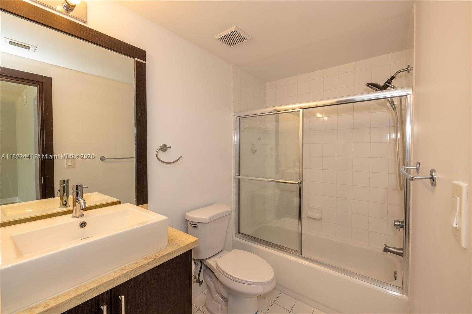 Small Image of 50 MENORES AVE #425, Coral Gables Number 29