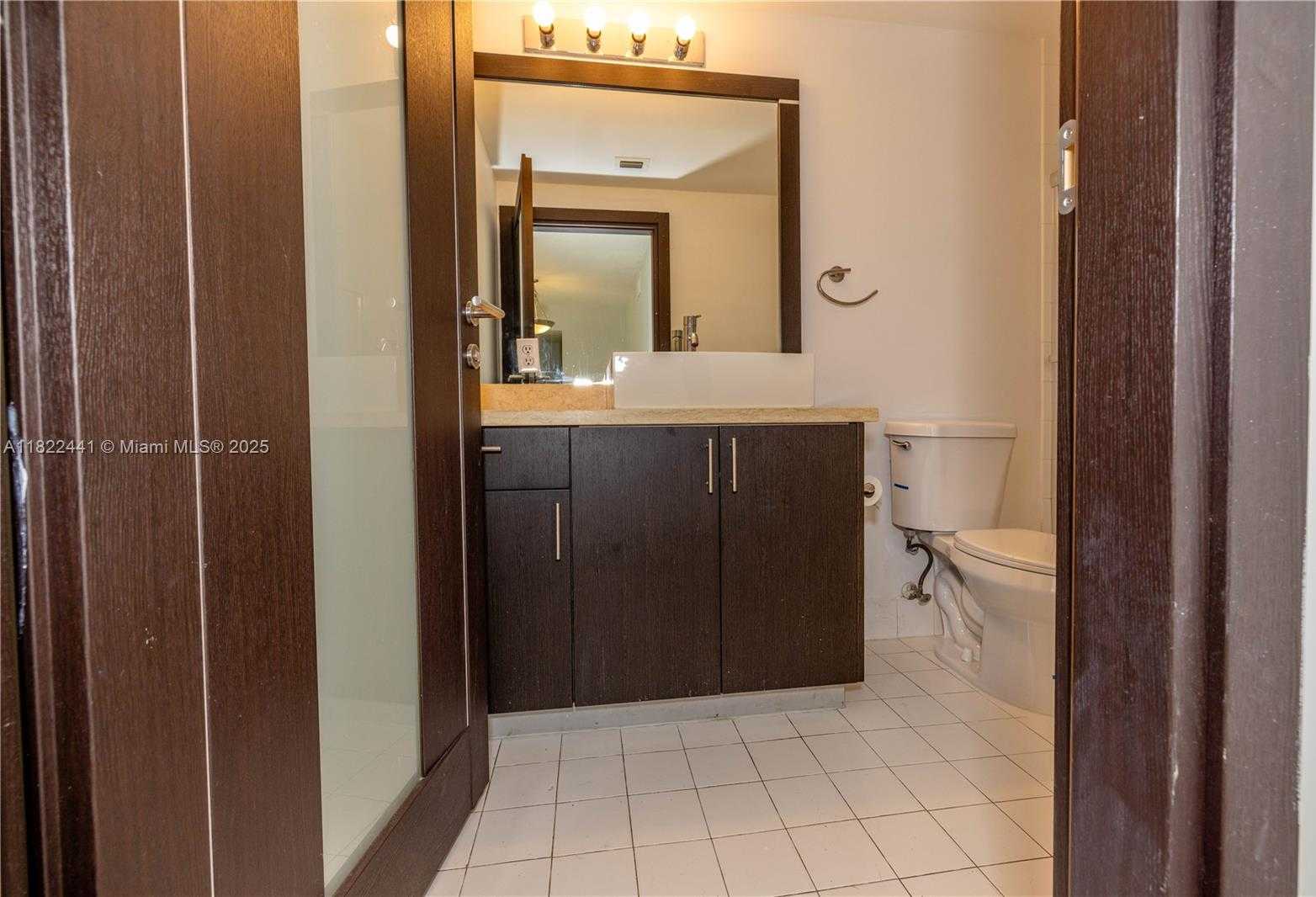 Small Image of 50 MENORES AVE #425, Coral Gables Number 40