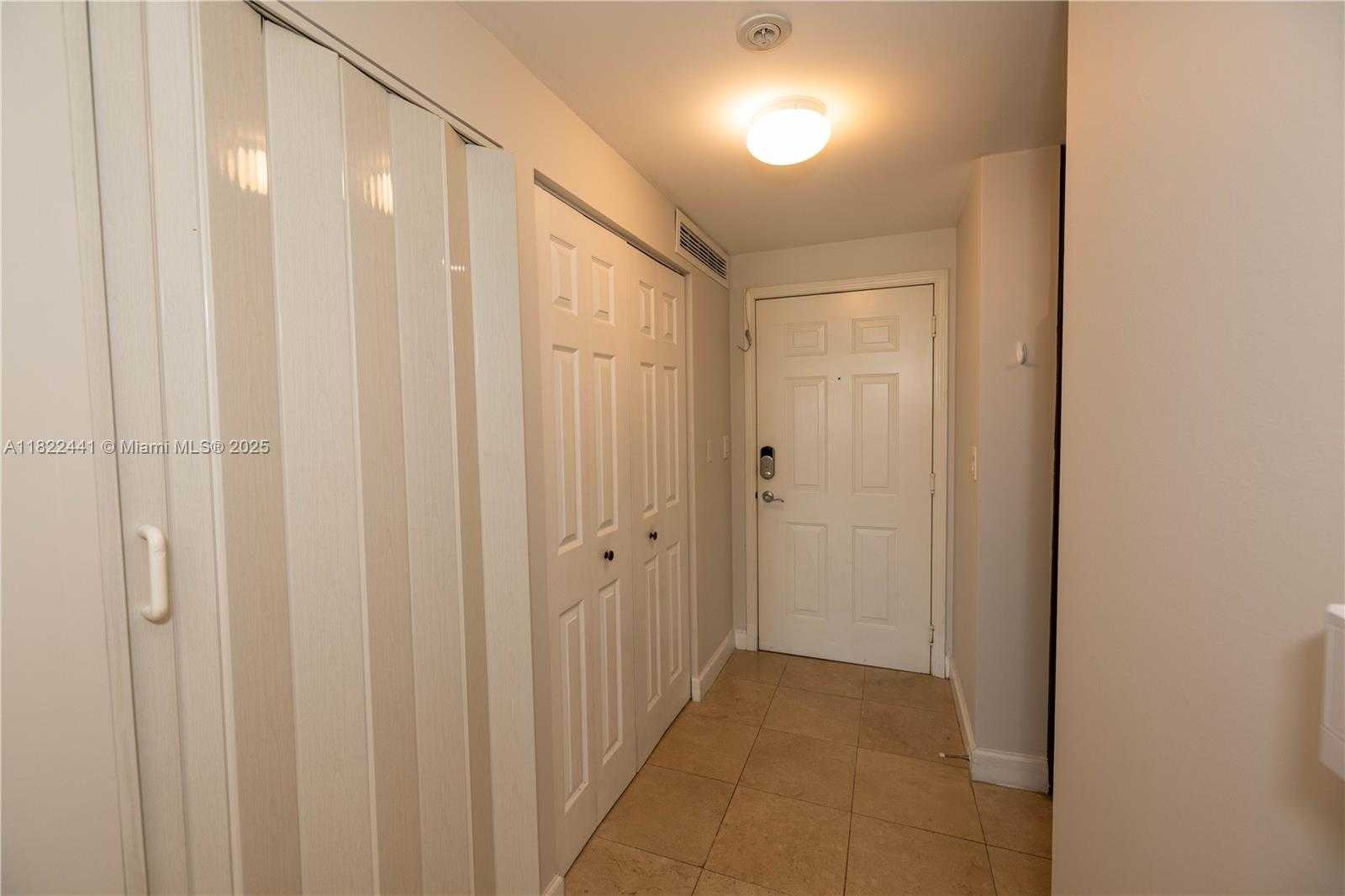 Small Image of 50 MENORES AVE #425, Coral Gables Number 42