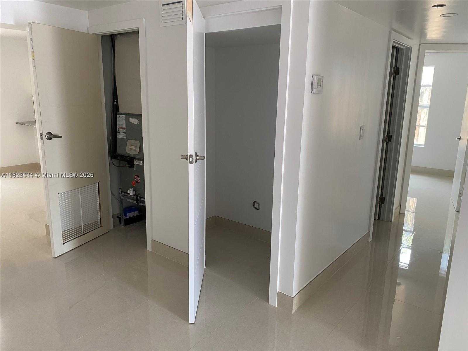 Small Image of 1121 SOUTH WEST 24TH AVE #2, Fort Lauderdale Number 11