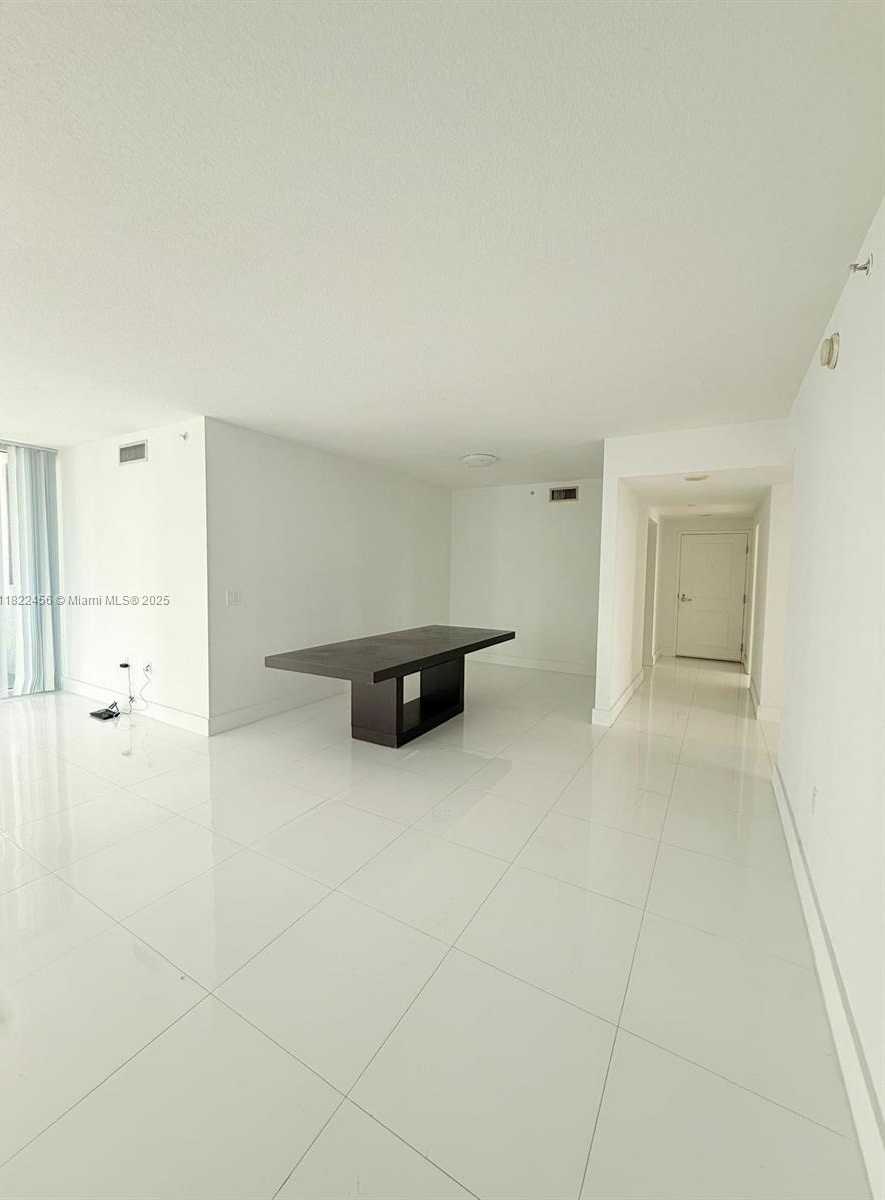 Small Image of 1250 SOUTH MIAMI AVE #3306, Miami Number 16