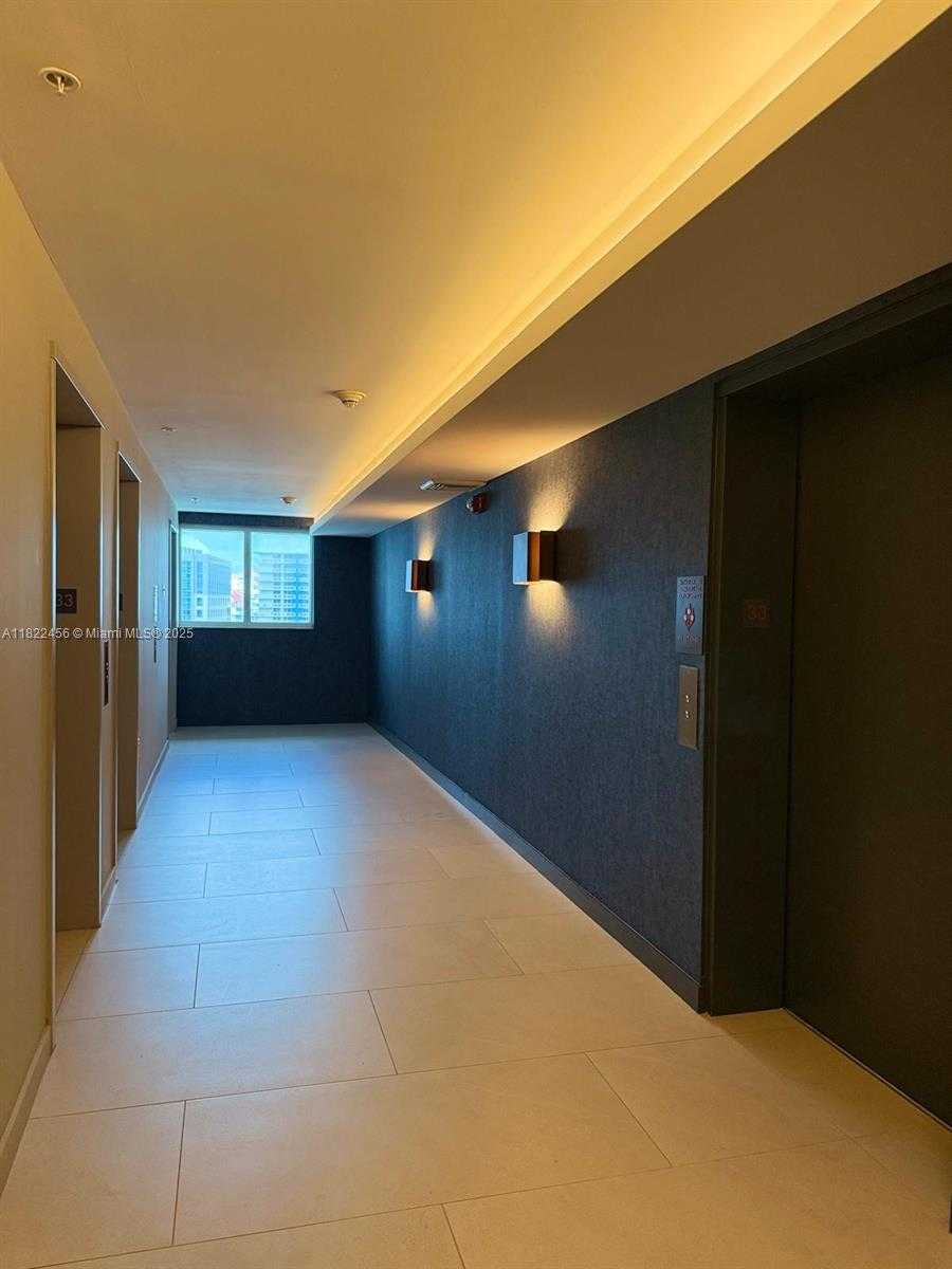 Small Image of 1250 SOUTH MIAMI AVE #3306, Miami Number 25
