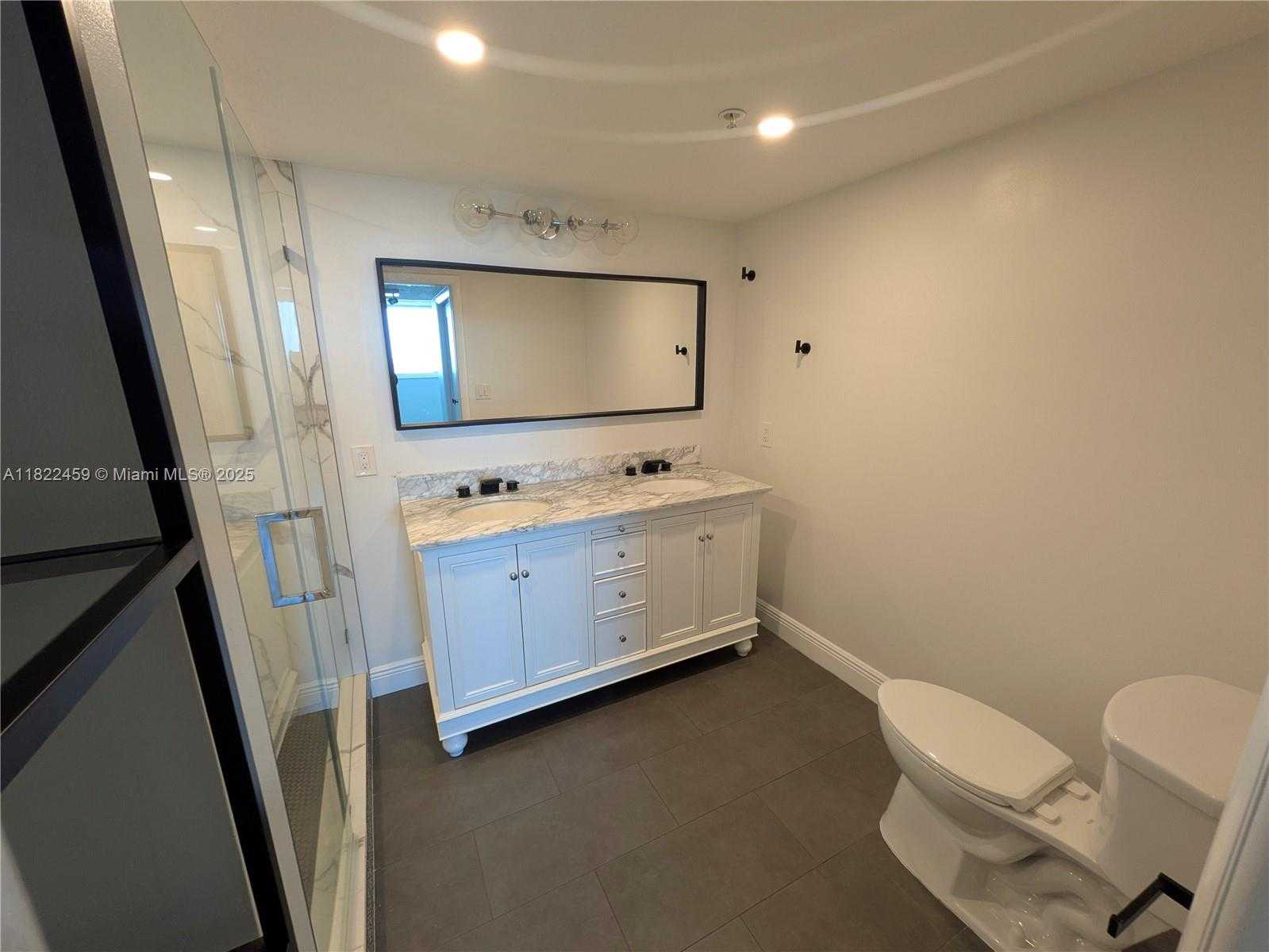 Small Image of 1800 NORTH BAYSHORE DR #2003, Miami Number 16