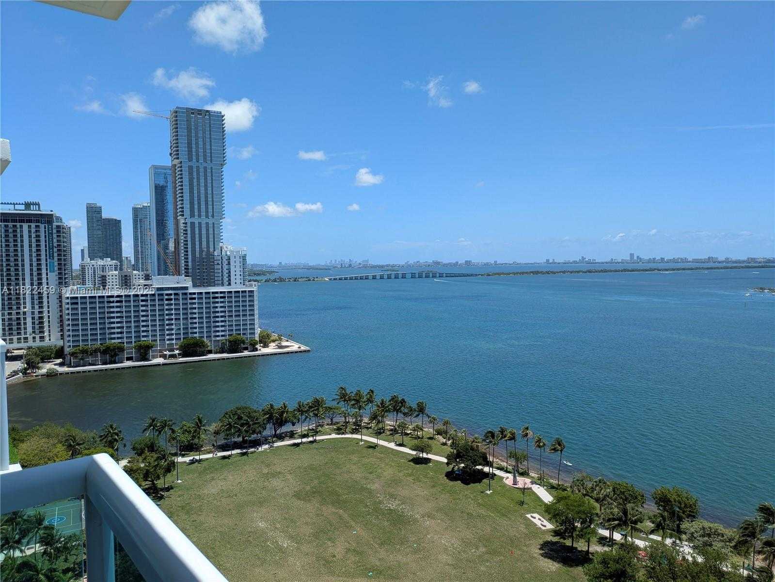 Small Image of 1800 NORTH BAYSHORE DR #2003, Miami Number 2
