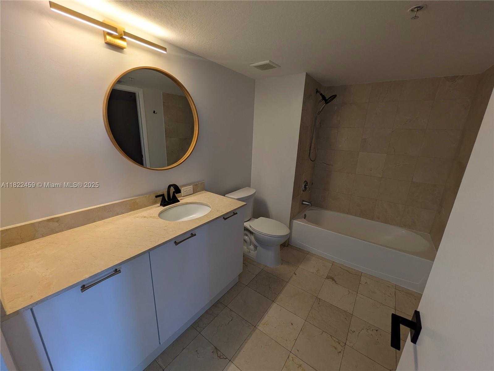 Small Image of 1800 NORTH BAYSHORE DR #2003, Miami Number 22