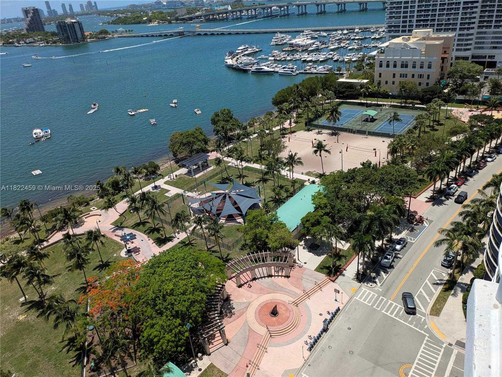 Small Image of 1800 NORTH BAYSHORE DR #2003, Miami Number 25