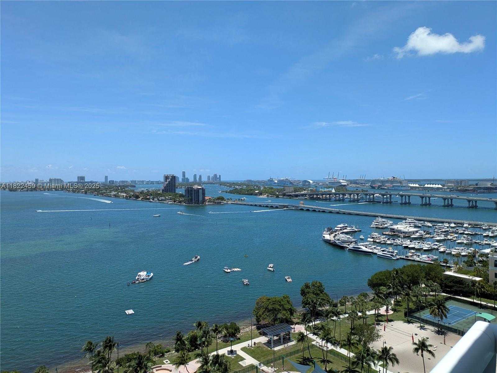 Small Image of 1800 NORTH BAYSHORE DR #2003, Miami Number 3