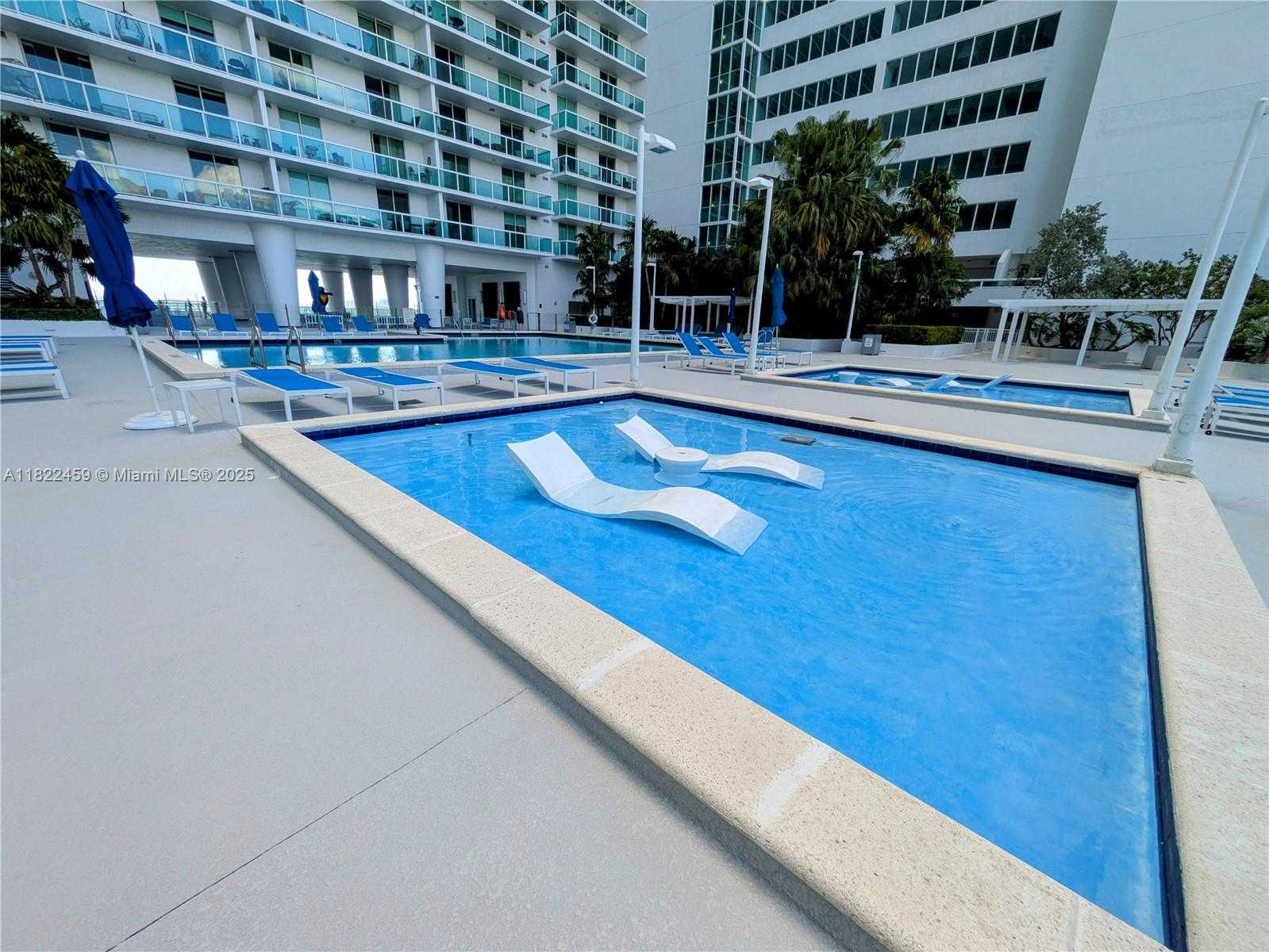Small Image of 1800 NORTH BAYSHORE DR #2003, Miami Number 31