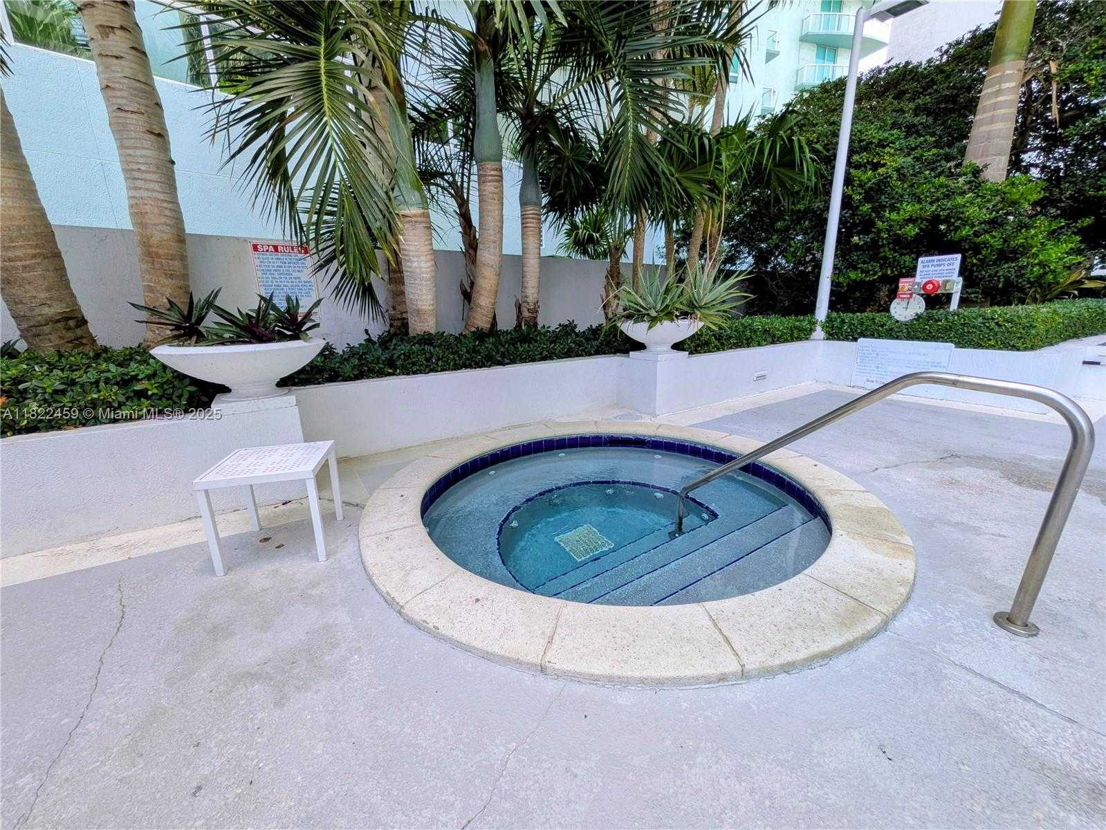 Small Image of 1800 NORTH BAYSHORE DR #2003, Miami Number 33