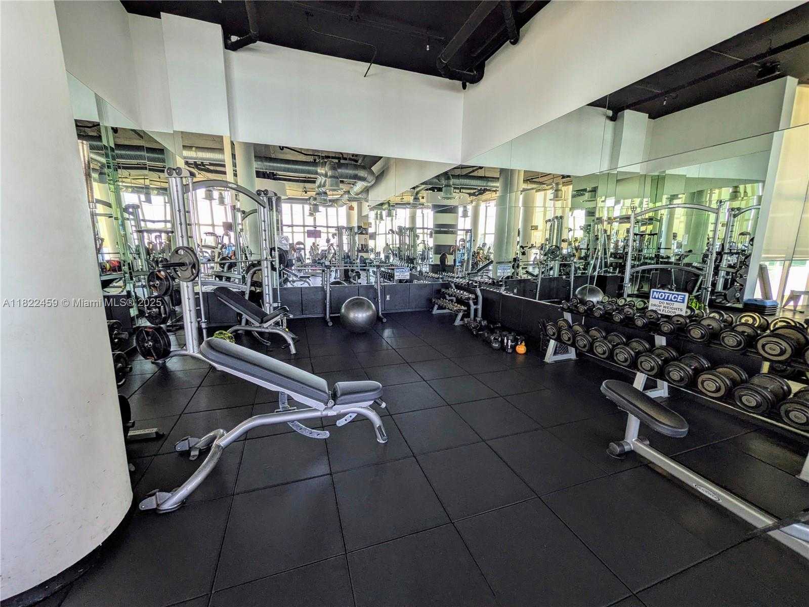 Small Image of 1800 NORTH BAYSHORE DR #2003, Miami Number 35