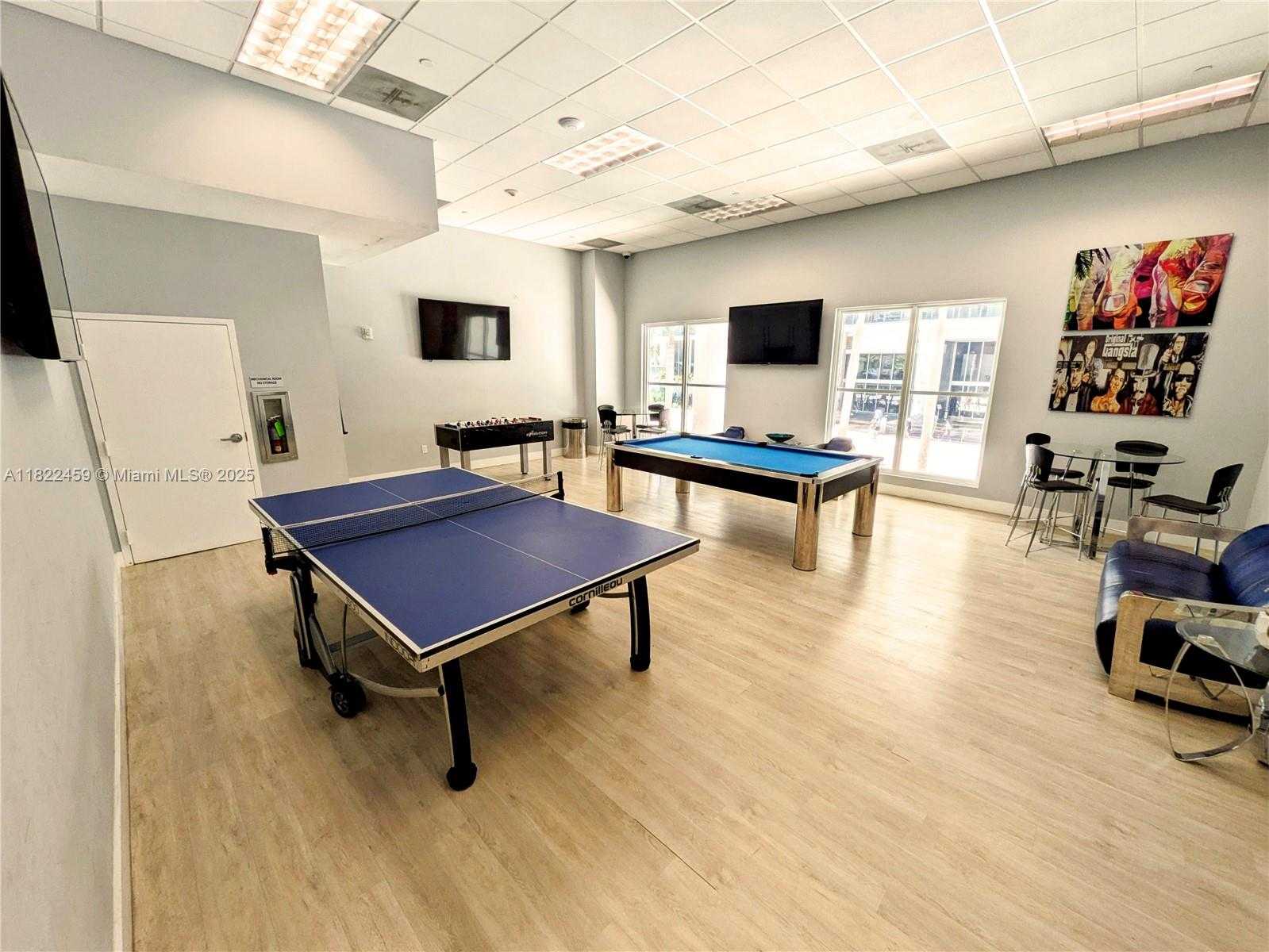 Small Image of 1800 NORTH BAYSHORE DR #2003, Miami Number 37